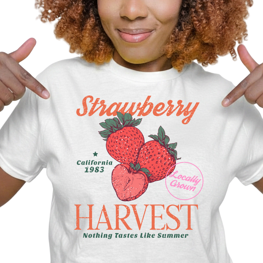 California Strawberry Harvest Graphic T-Shirt – Summer Everyday Tee